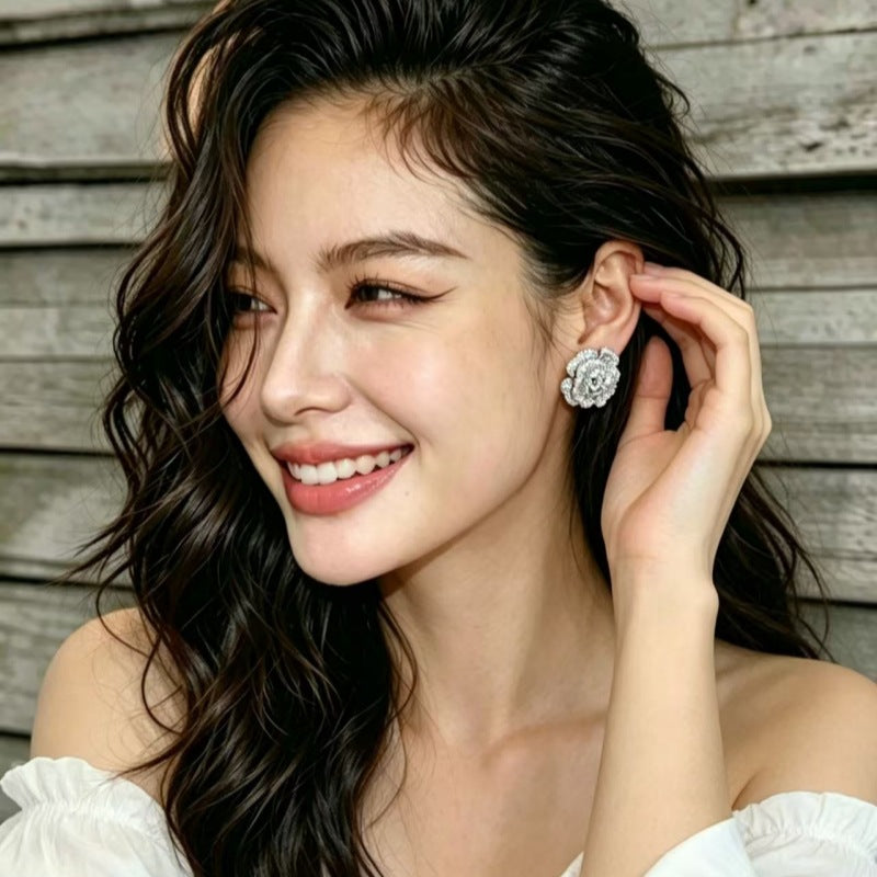 Flowers Earrings For Women With Silver Bezel Setting Featuring Zircon Gem In Copper Ear Pins