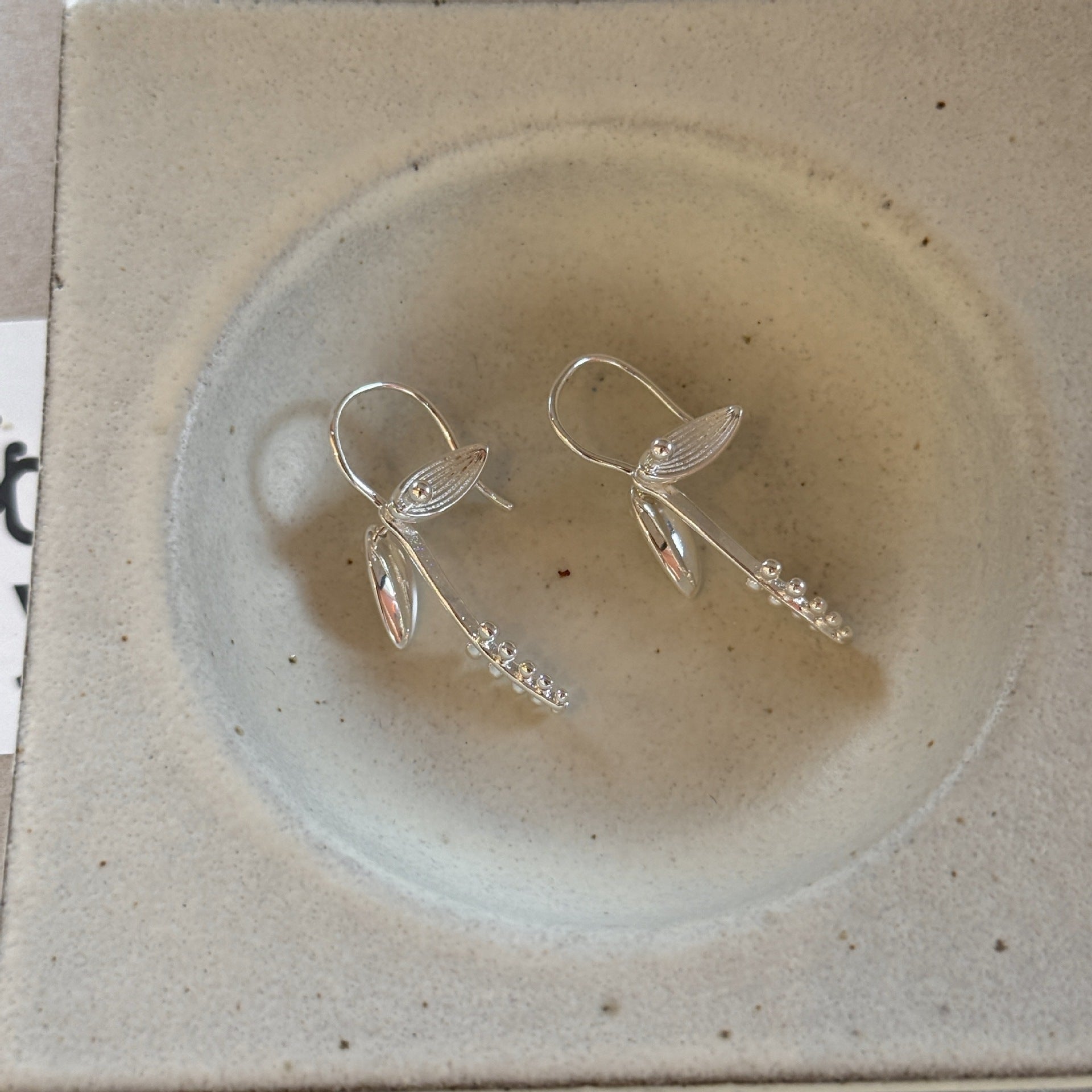 Handmade Flowers Earrings For Women Featuring Copper Ear Pins In Retro Style