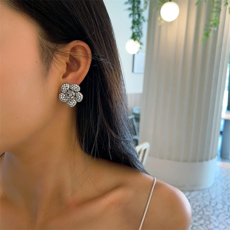 Flowers Earrings For Women With Silver Bezel Setting Featuring Zircon Gem In Copper Ear Pins