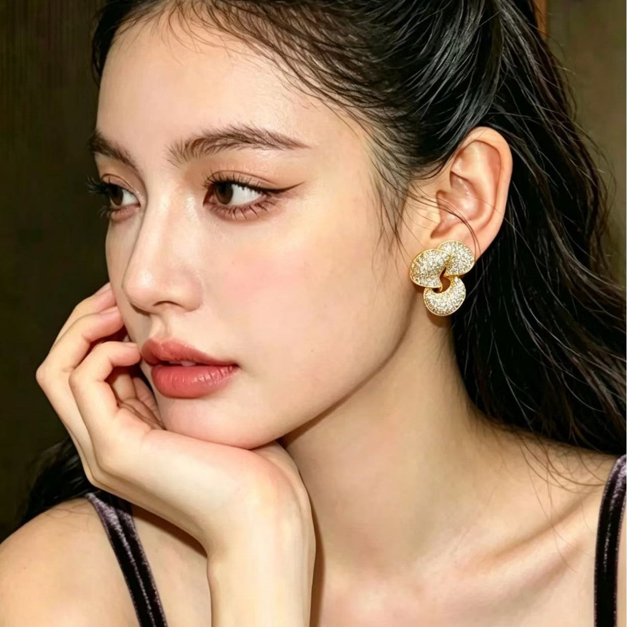 Elaborate Flowers Earrings For Women Featuring Zircon Inlay And 925 Sterling Silver Ear Pins With Copper Alloy Base In Silver