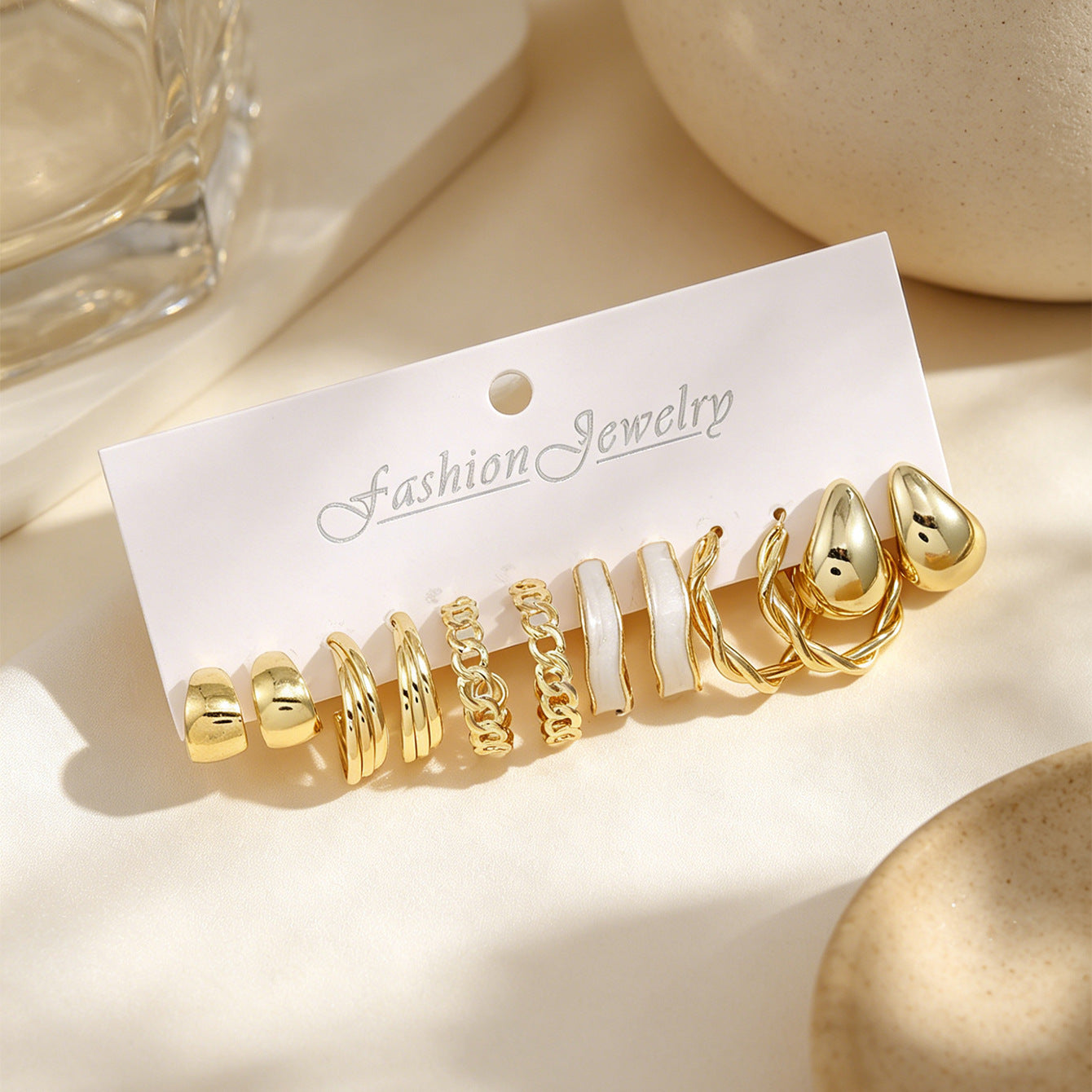 Exaggerated Twist Enamel Earrings For Women In Gold, 6 Pairs Of Alloy Jewelry
