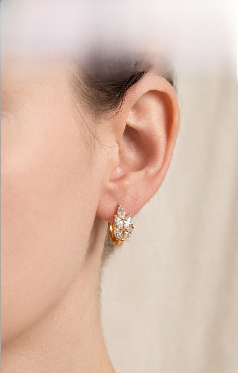 Leaves Pattern Hoop Earrings For Women In Simple Style, Copper Material With Zircon Inlay, Available In Gold