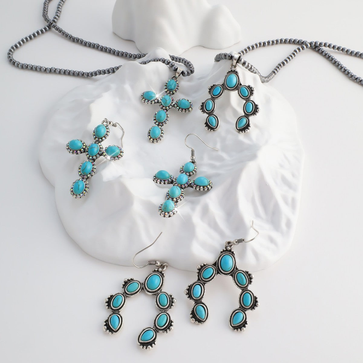 Bohemian Handmade Natural Stone Necklace For Women Featuring Turquoise Inlay And Cross Pattern
