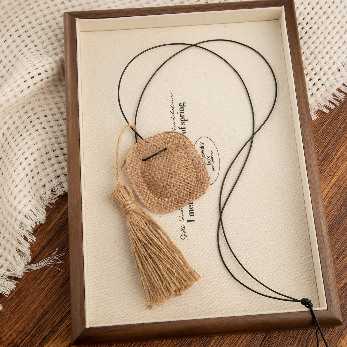 Bohemian Straw Flowers Necklace For Women With Rope Chain And Raffia Pendant, Featuring Braided Craft