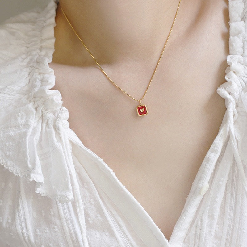 Heart Shape Gold Titanium Steel Necklace For Women With Ball Chain Pendant