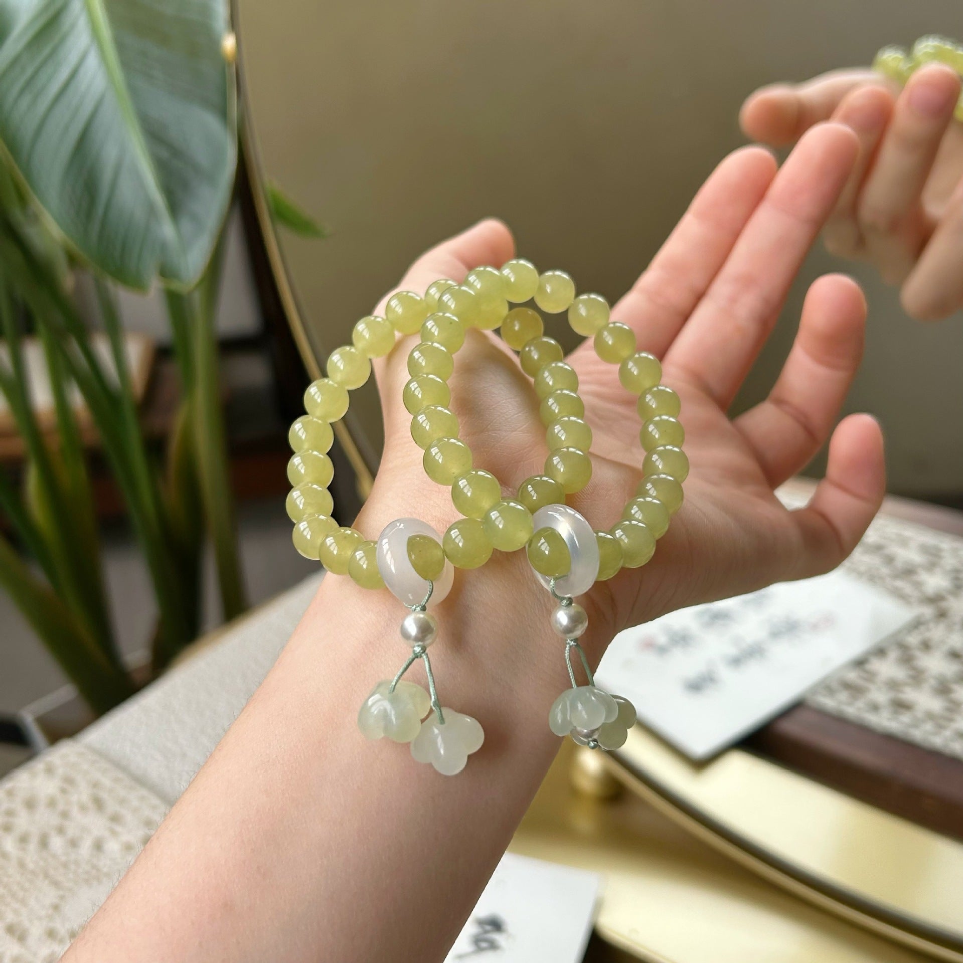 Floral Natural Stone Bracelets For Women In Simple Style With Tassel, Perfect For Daily Wear
