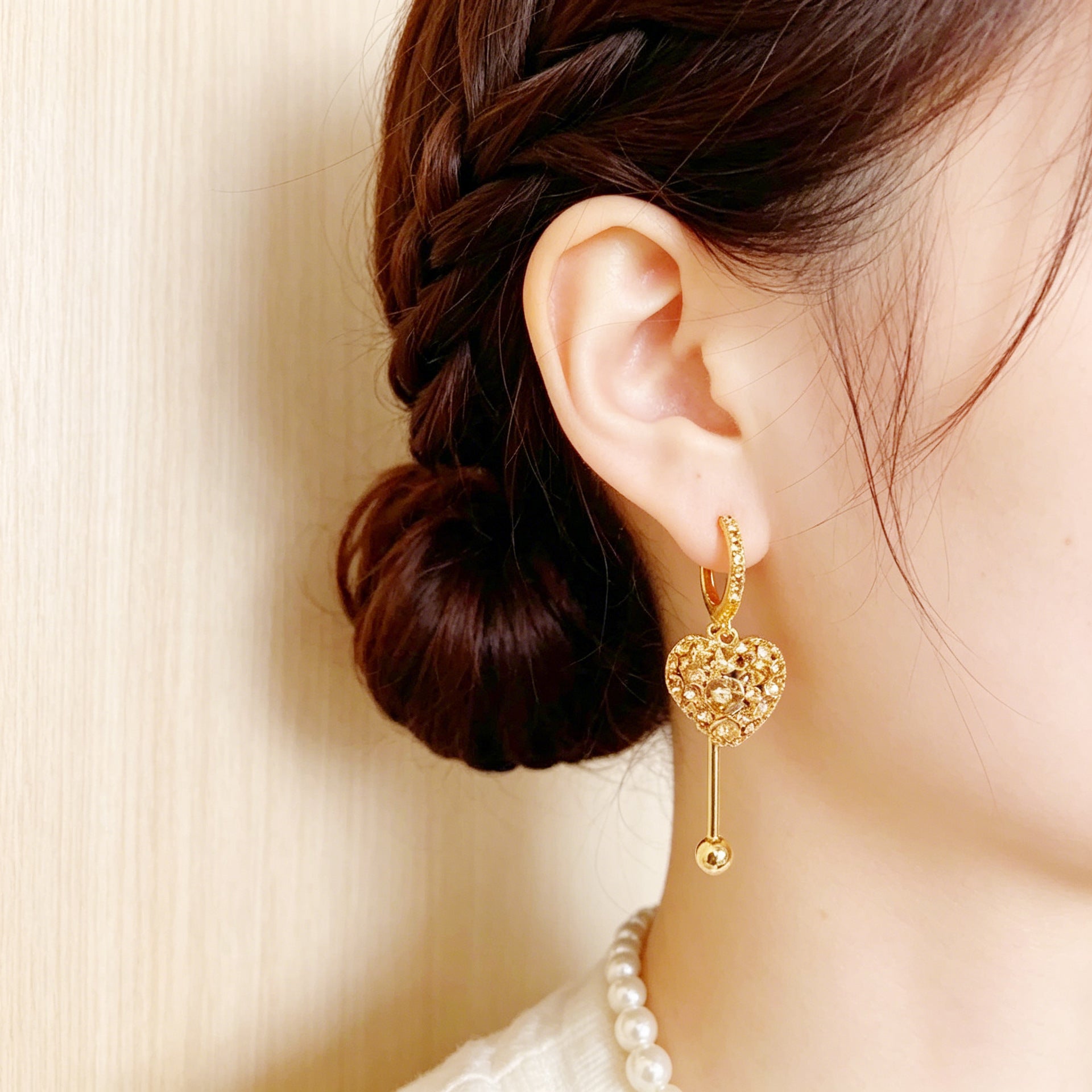 Heart Shape Tassel Earrings For Women In Gold With Rhinestones, 1 Pair Featuring Copper Ear Pins