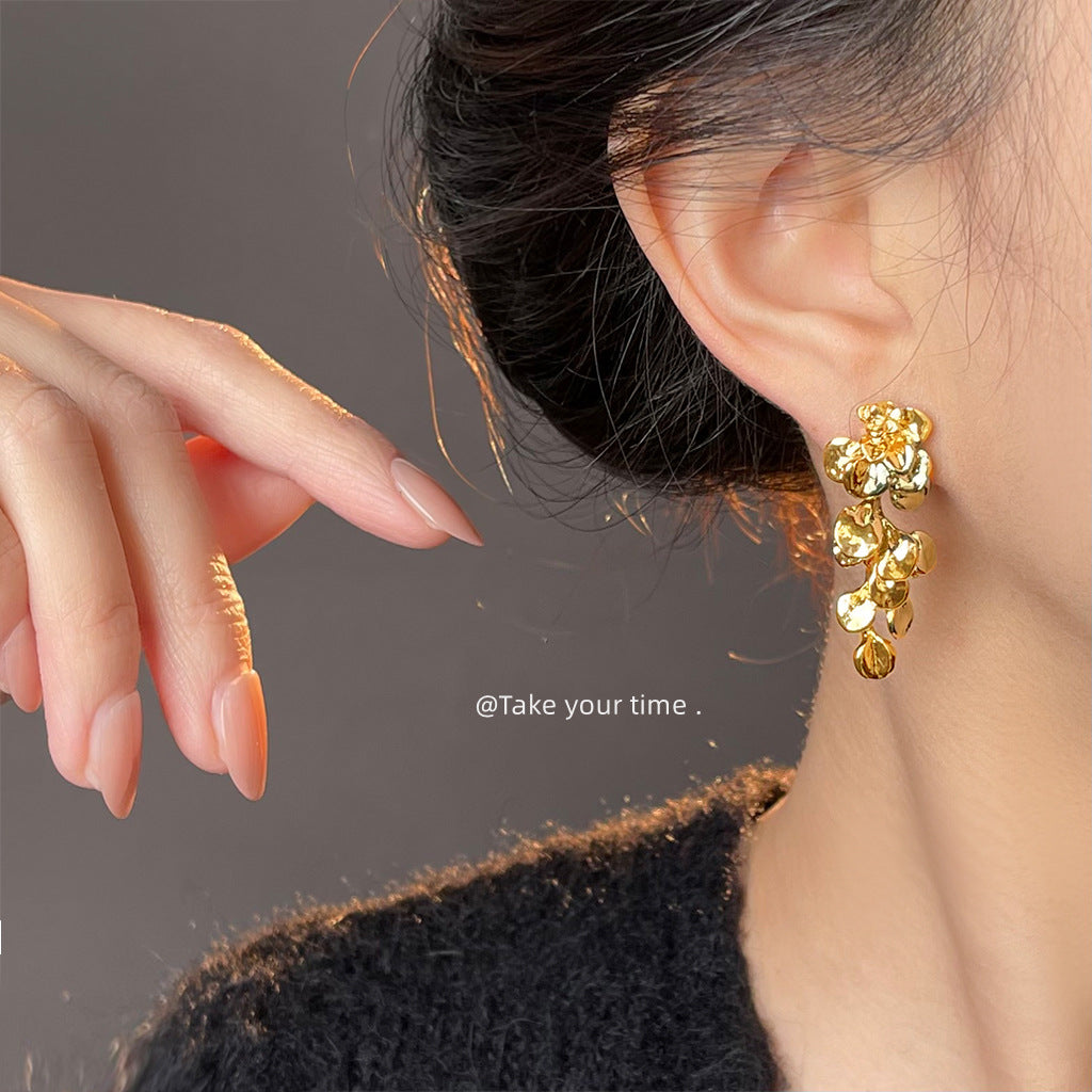 Exaggerated Gold Flowers Tassel Earrings For Women With Copper Ear Pins, Metal Craft