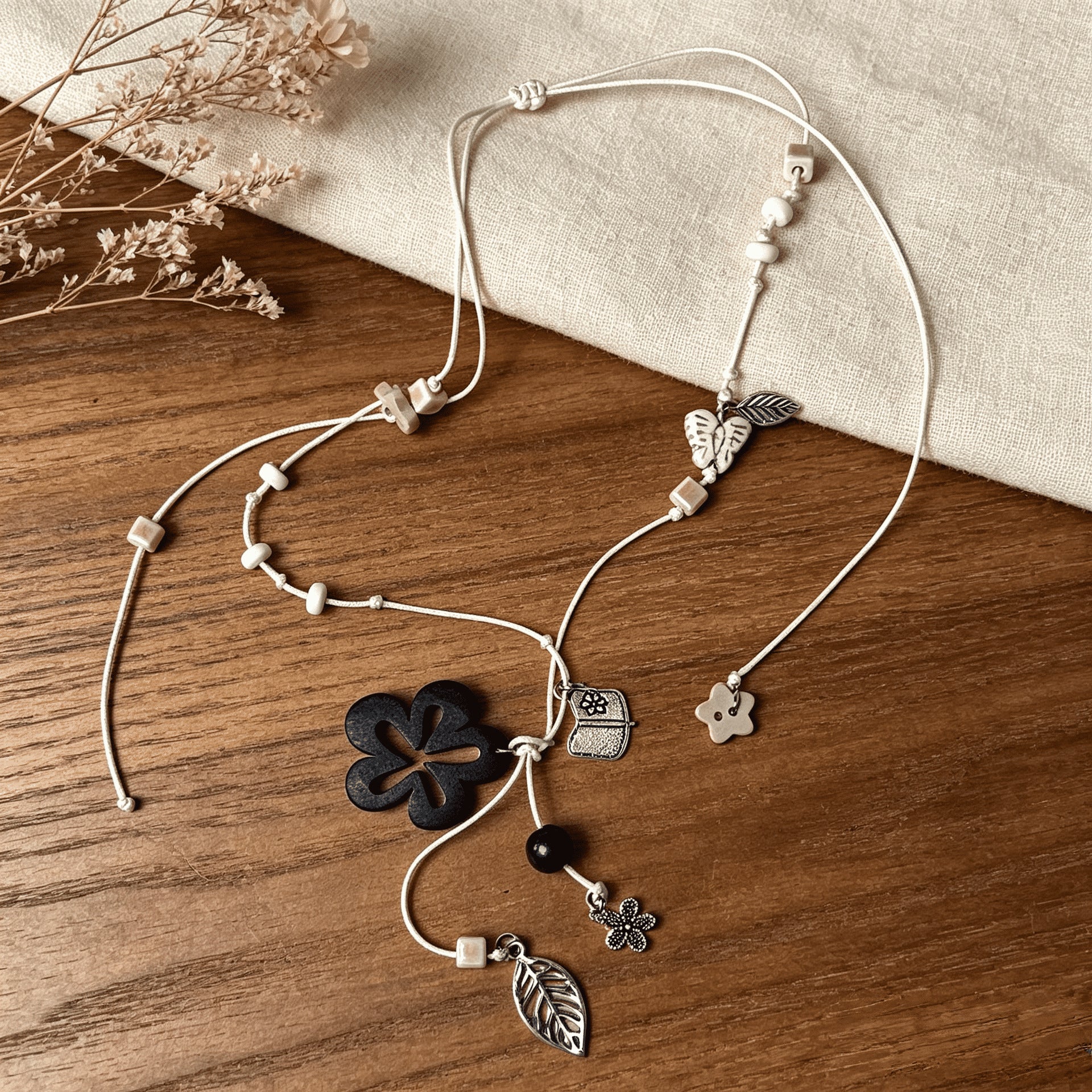 Bohemian Ethnic Sweater Chain Necklace For Women Featuring Electroplated Alloy Chain And Alloy Pendant