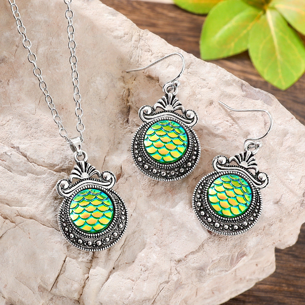 Bohemian Fish Scales Jewelry Set For Women In Antique Silver Plated Alloy With Artificial Rhinestones
