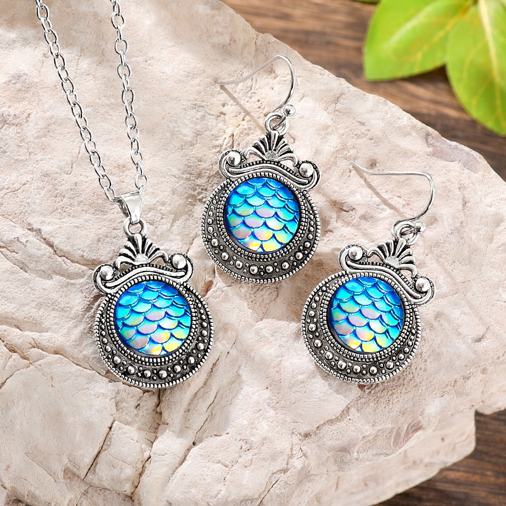 Bohemian Fish Scales Jewelry Set For Women In Antique Silver Plated Alloy With Artificial Rhinestones