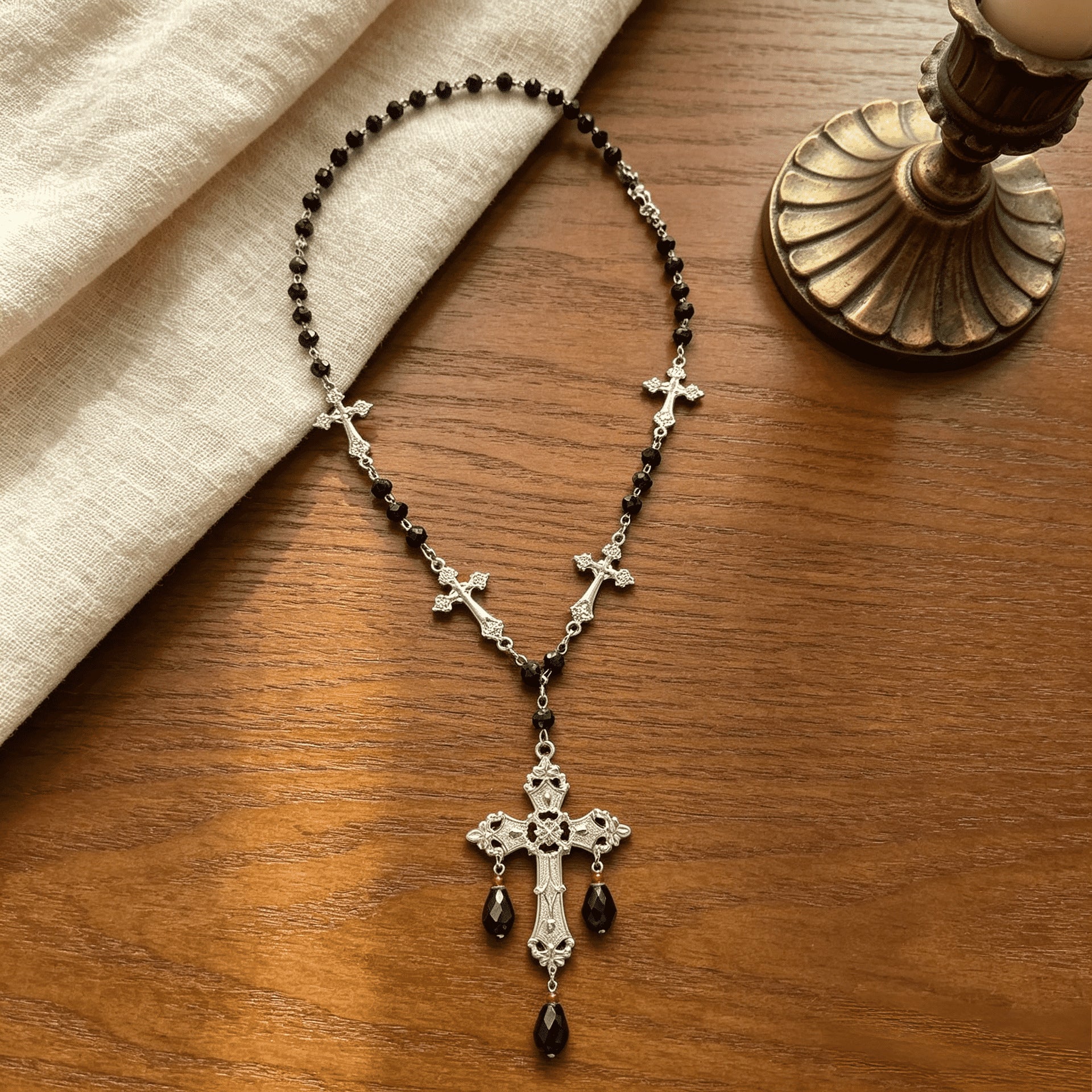 Bohemian Flowers Long Necklace For Women With Beaded Chain, Alloy Material And Crystal Inlay In Colour