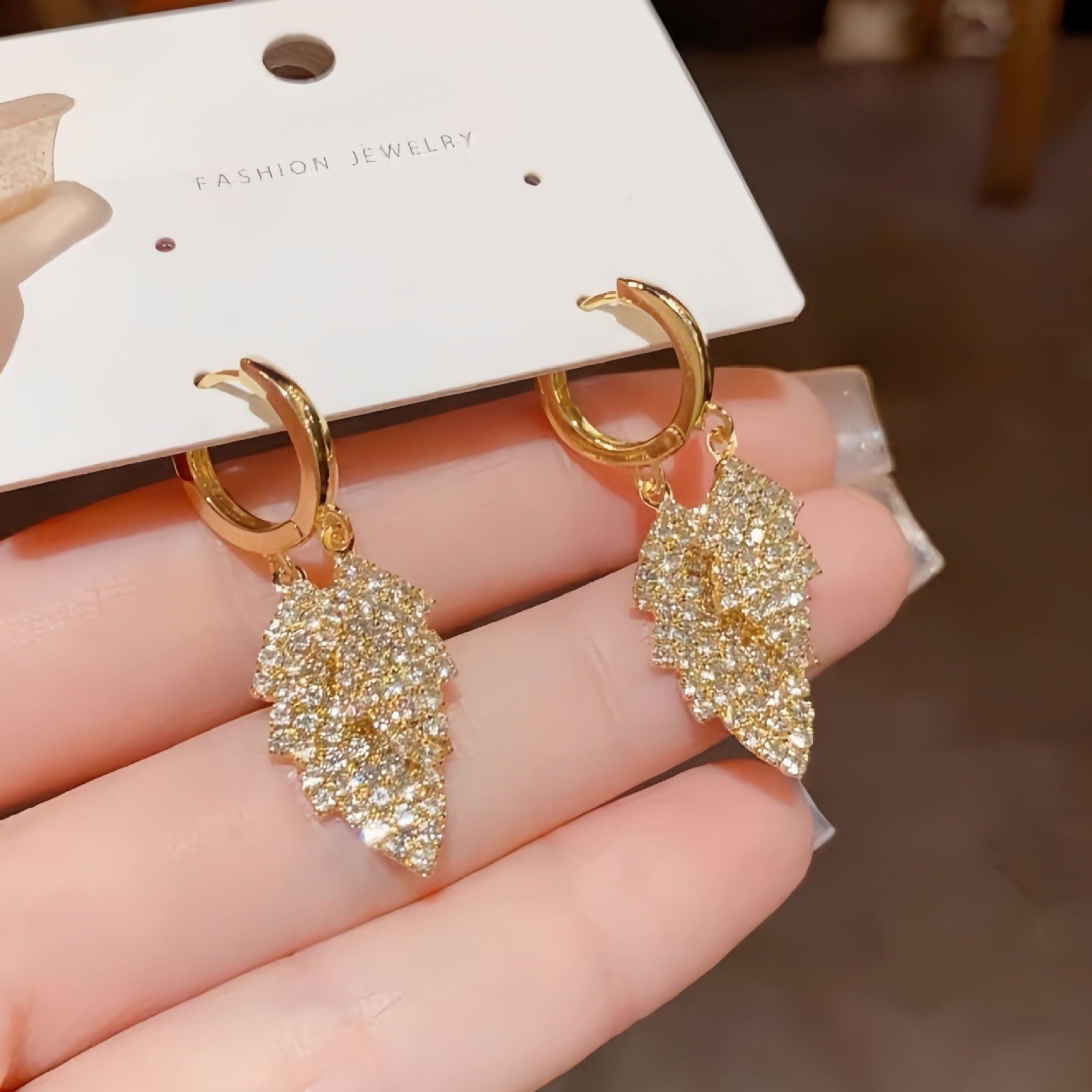 Leaves Tassel Earrings For Women In New Style With Gold Zinc Alloy And Rhinestone Inlay