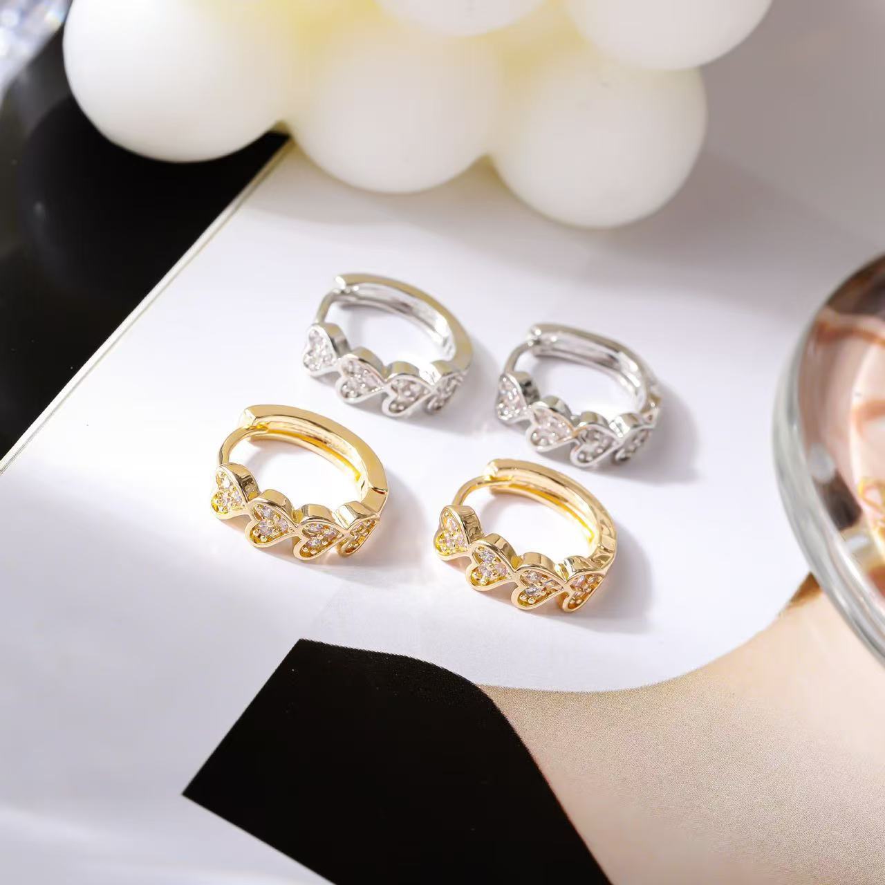 Heart Shape Earrings For Women In Gold Copper With Rhinestones, Featuring New Style Design