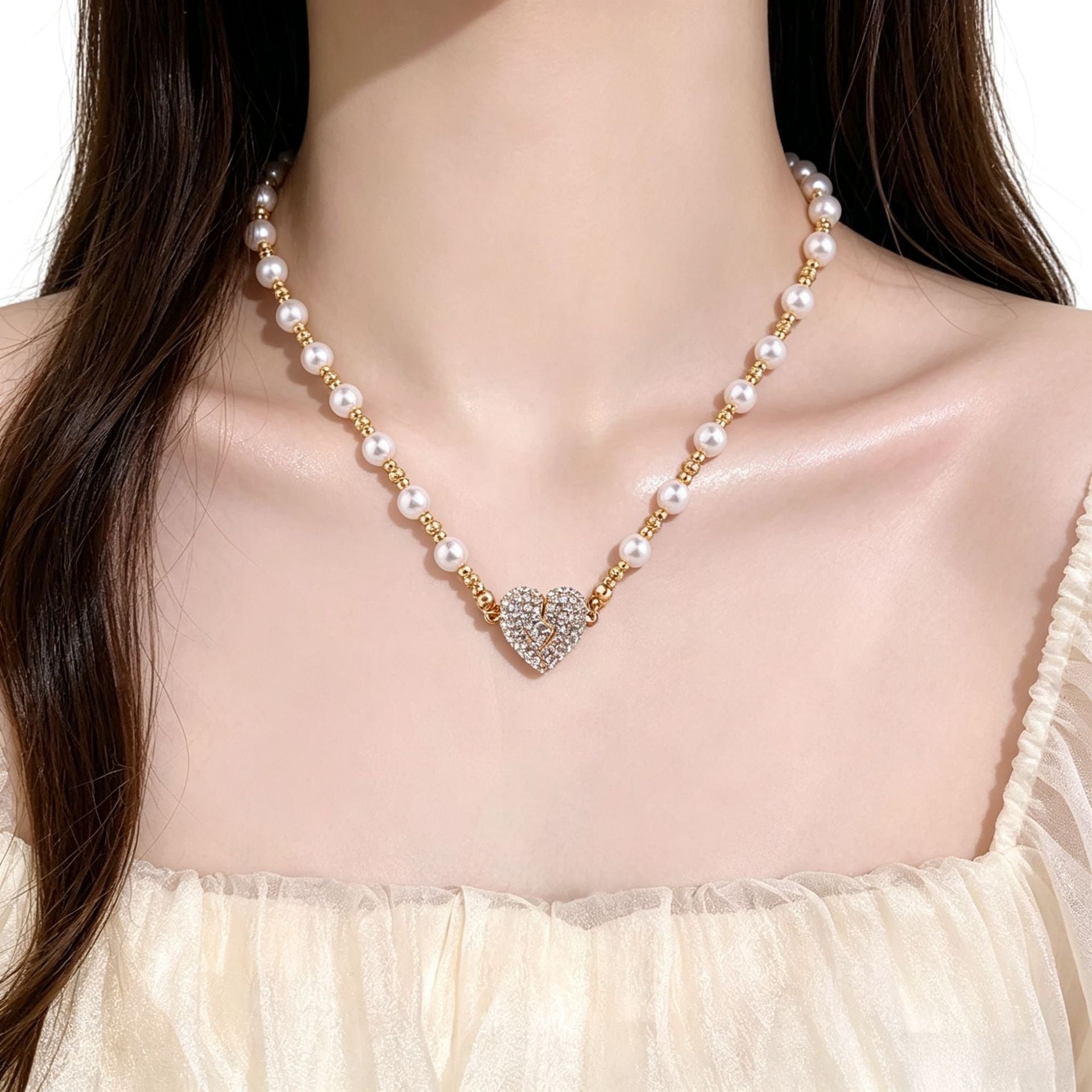 Handmade Vintage Style Heart Shape Necklace For Women With White Imitation Pearl And Rhinestone Inlay On Handmade Chain