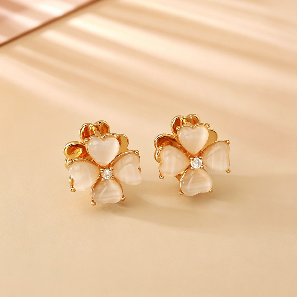 Sweet Heart Shape Three-dimensional Earrings For Women With Blue Cat's Eye Stone Inlay