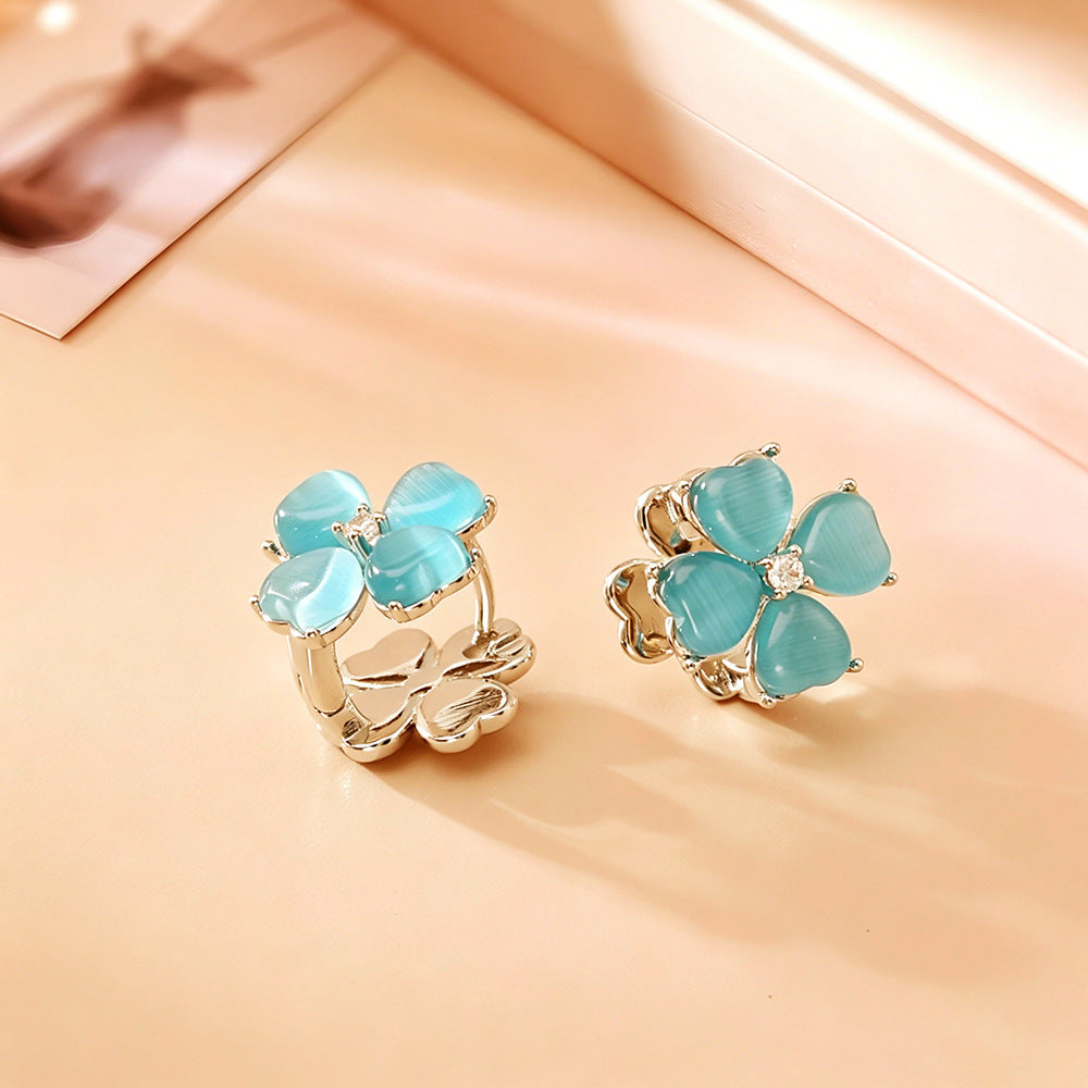 Sweet Heart Shape Three-dimensional Earrings For Women With Blue Cat's Eye Stone Inlay