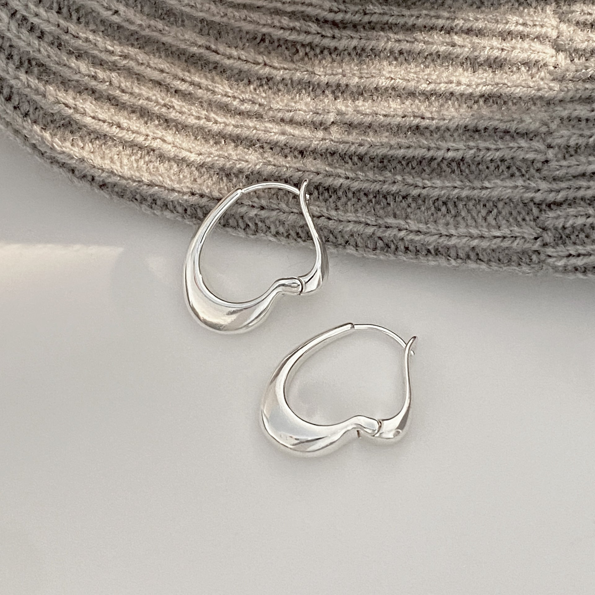 Heart Shape Earrings For Women In Gold Featuring Electroplated Finish And Copper Ear Pins With Sweet Style