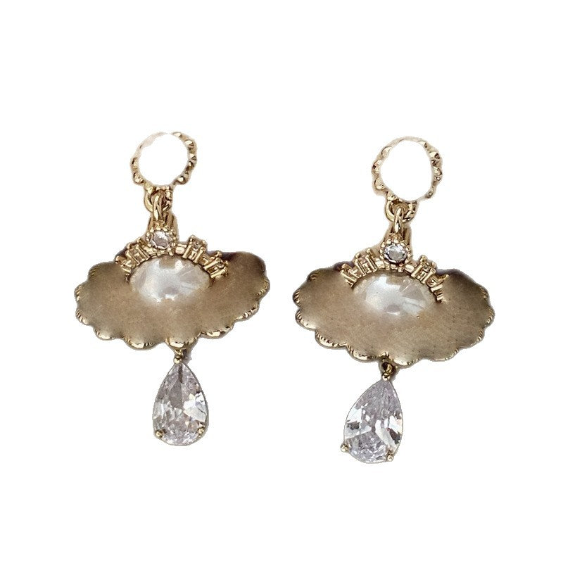 Flowers Earrings For Women Featuring Copper Ear Pins And Sweet Style With Artificial Pearl Inlay In Coffer Color