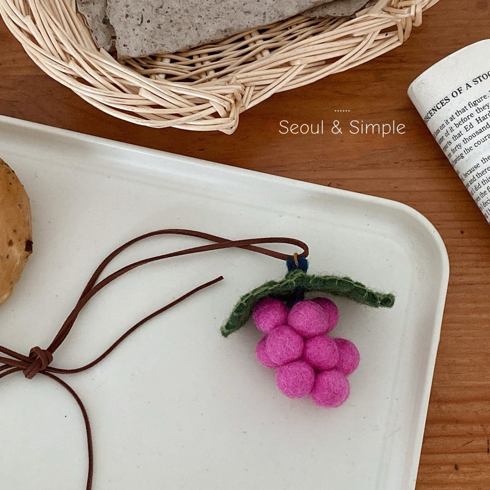 Handmade Green Wool Felt Fruit Key Chain Featuring Cute Style, Perfect For Summer Accessories