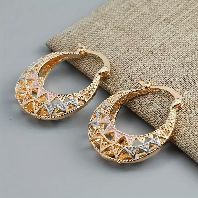Exaggerated Heart Shape Earrings For Women In Gold Alloy With Zircon Inlay
