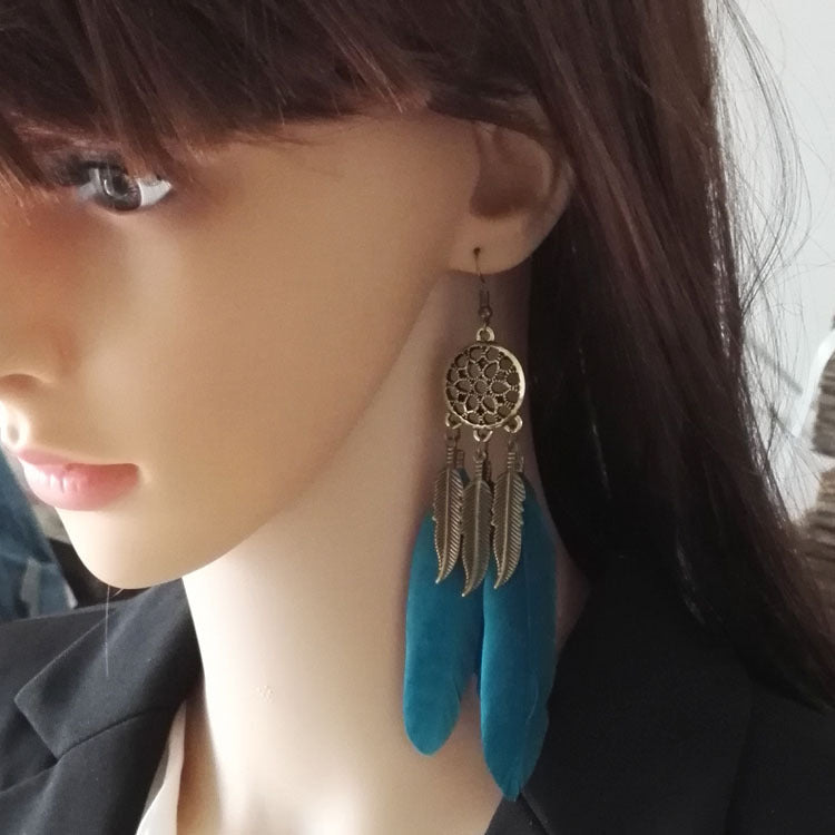 Bohemian Leaves Tassel Earrings For Women In Dyed Black Alloy With Rhinestone Inlay
