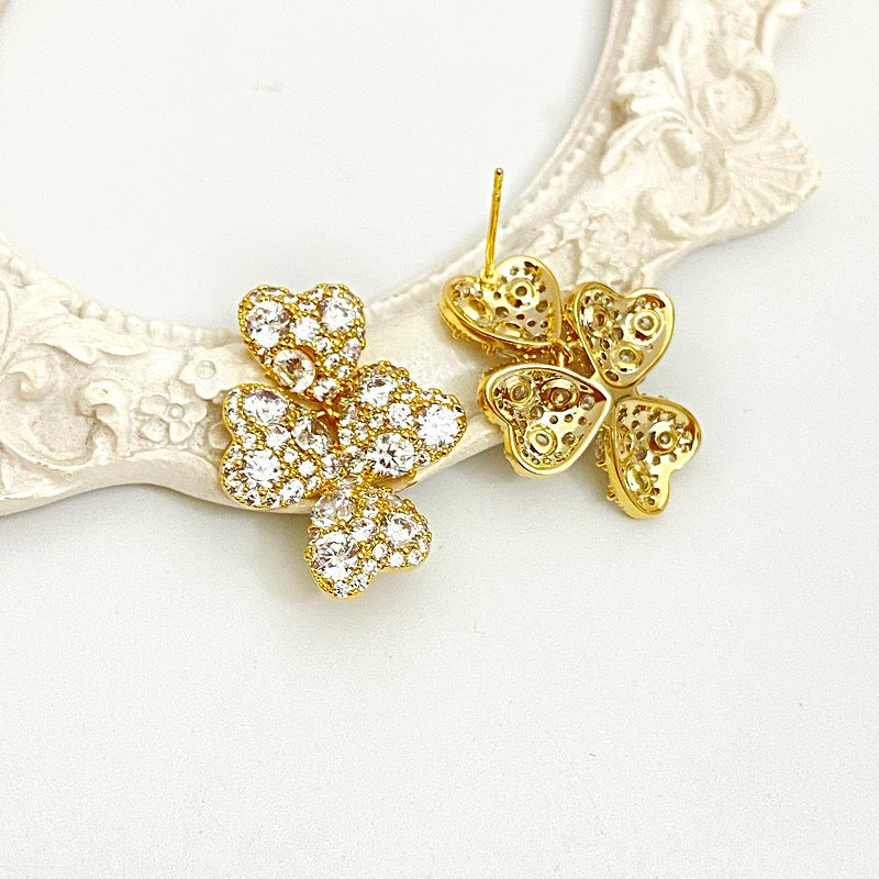 Elaborate Heart Shape Drop Earrings For Women In New Style With Copper Ear Pins And Zircon Inlay
