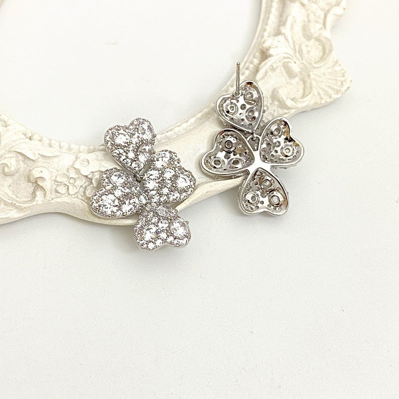Elaborate Heart Shape Drop Earrings For Women In New Style With Copper Ear Pins And Zircon Inlay
