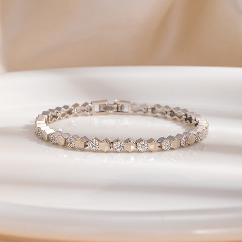 Honeycomb Braid Bracelets For Women In Electroplated Copper With Rhinestone Inlay Featuring Woven Chain Design