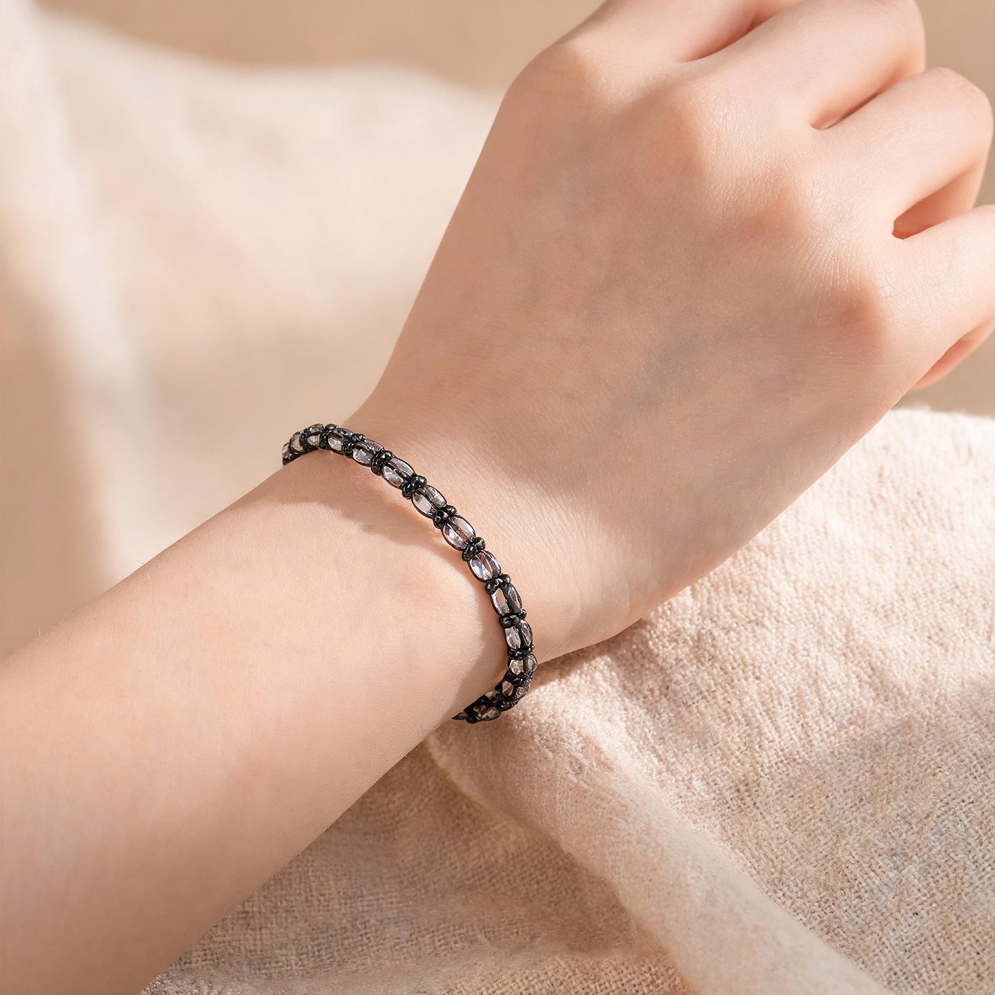 Oval Bracelets For Women In 925 Sterling Silver Featuring Crystal Inlay