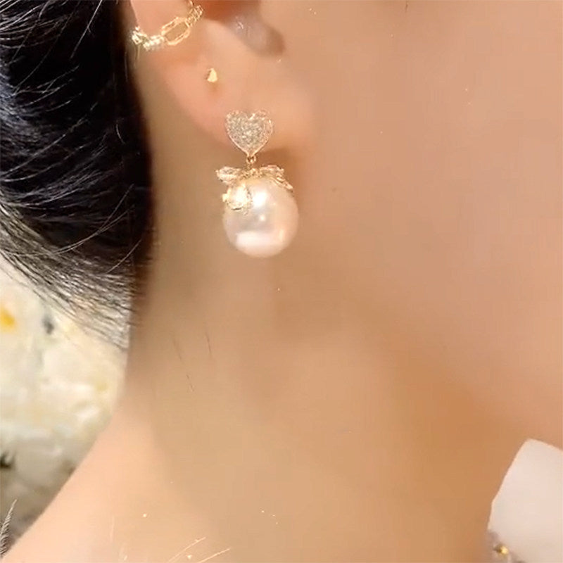 Heart Shape Alloy Stud Earrings With Copper Posts, Sweet Style For Women In Gold