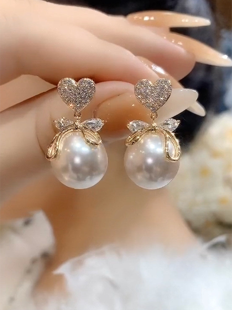 Heart Shape Alloy Stud Earrings With Copper Posts, Sweet Style For Women In Gold