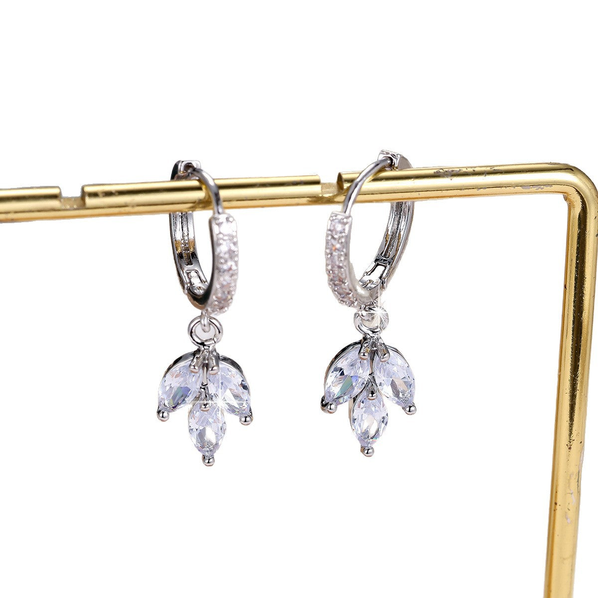 Leaves Earrings For Women With Copper Ear Pins, Electroplated Gold Plating And Zircon Inlay