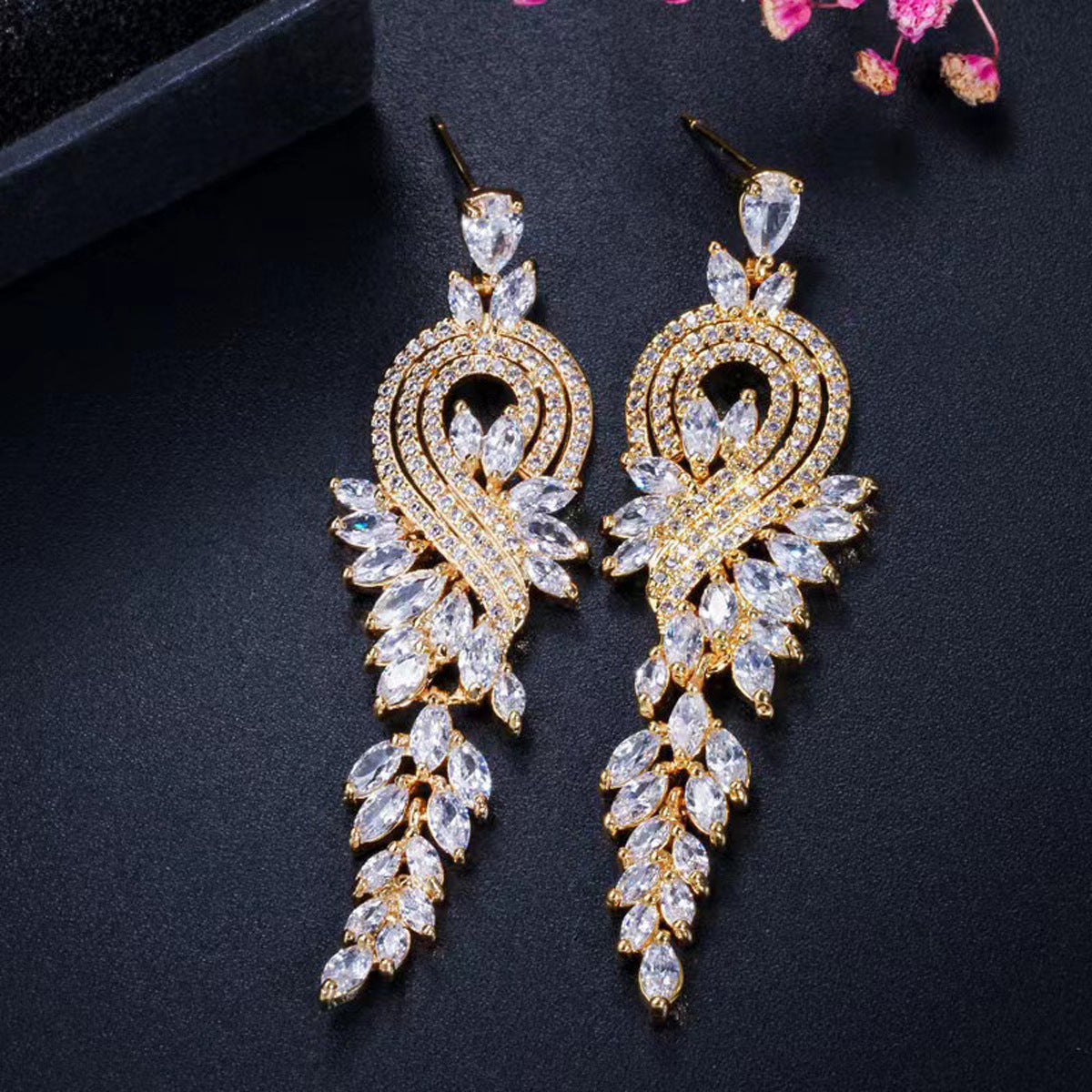 Leaf Tassel Drop Earrings For Women In Colour Alloy With Rhinestones And 304 Stainless Steel Ear Pins