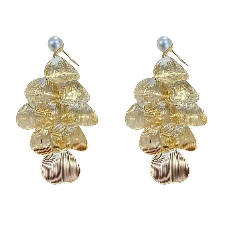 Exaggerated Leaves Tassel Drop Earrings For Women With Copper Ear Pins And Real Gold Plated Finish