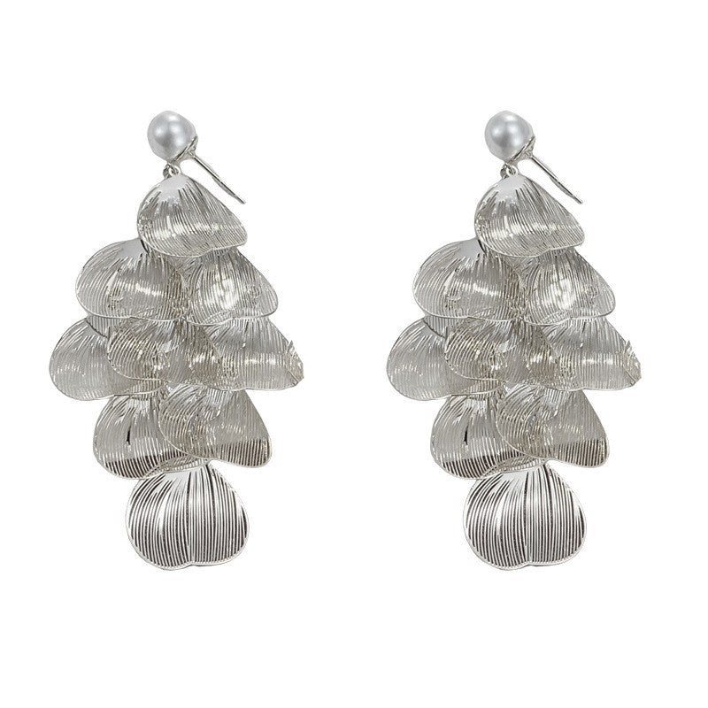 Exaggerated Leaves Tassel Drop Earrings For Women With Copper Ear Pins And Real Gold Plated Finish