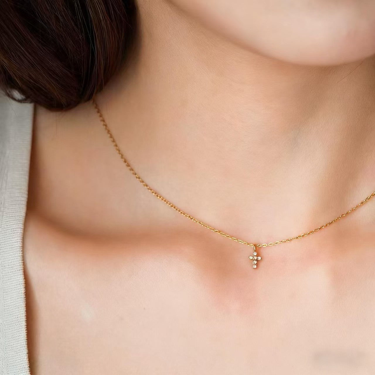 Copper Cross Pendant Necklace For Women With Zircon Inlay And Cable Chain
