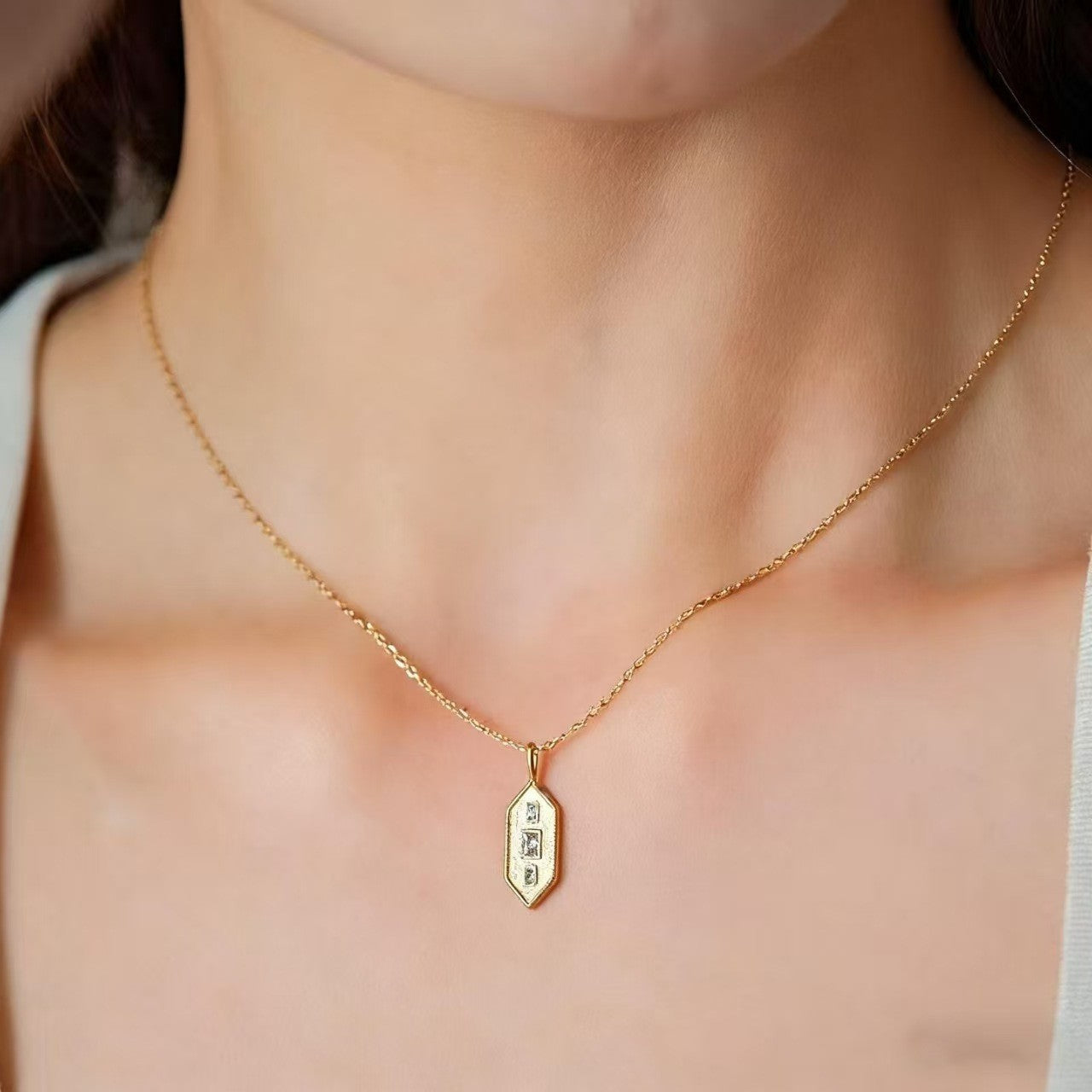 Copper Cross Pendant Necklace For Women With Zircon Inlay And Cable Chain