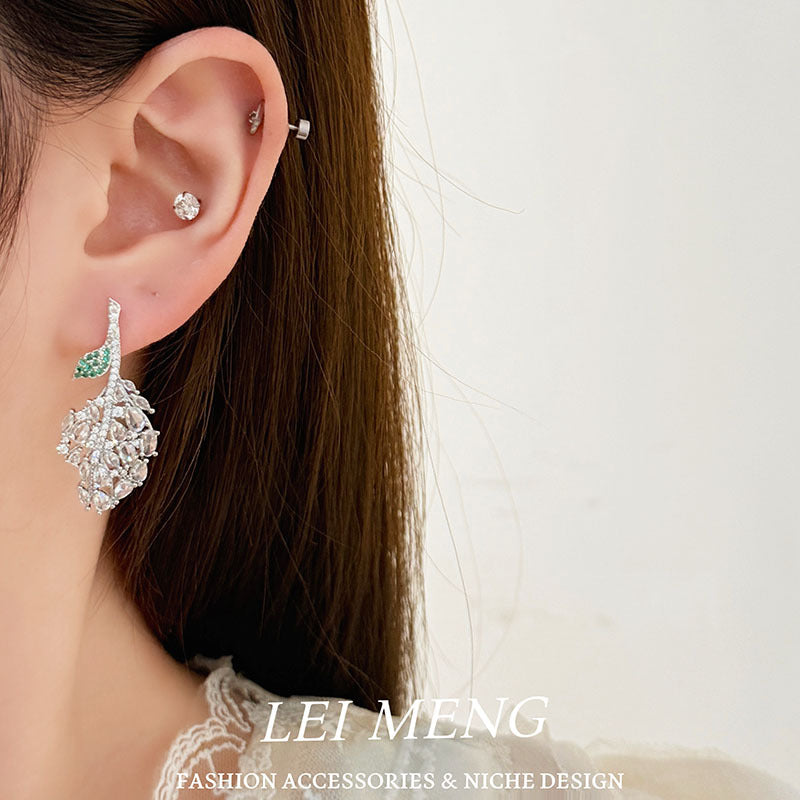 Elaborate Leaves Earrings For Women In Green Copper With Rhinestones, Featuring An Exaggerated Style
