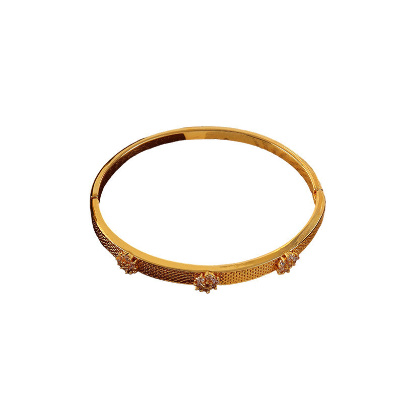 Elegant Flowers Brushed Copper Bangle For Women With Electroplated Gold Plating And Gem Inlay