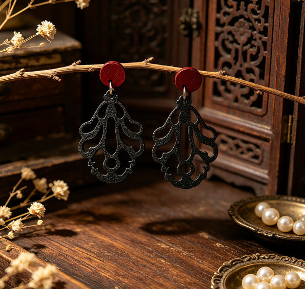 Bohemian Dyed Black Wood Leaves Earrings With Iron Ear Pins For Women