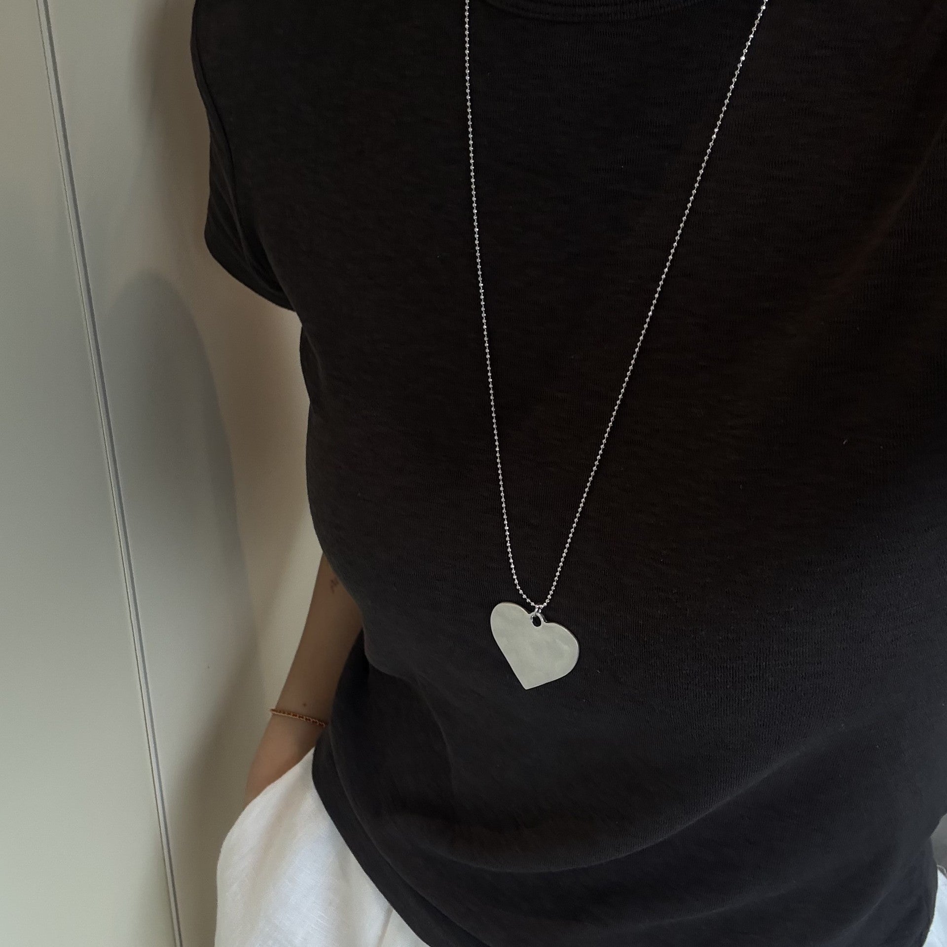 Heart Shape Long Necklace For Unisex Featuring Freshwater Pearl In Copper With Electroplated Alloy Pendant And Slider Chain