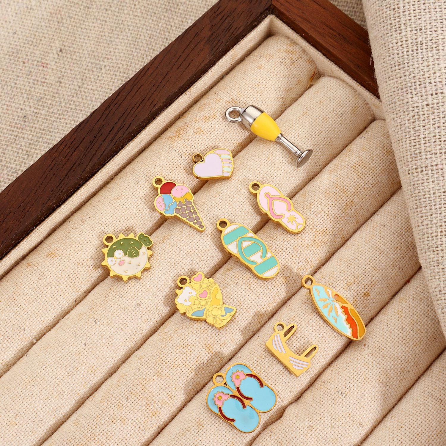 Heart Shape Pendant In 304 Stainless Steel With Enamel Finish, Available In Colour, Perfect For Holiday Wear In Spring & Summer