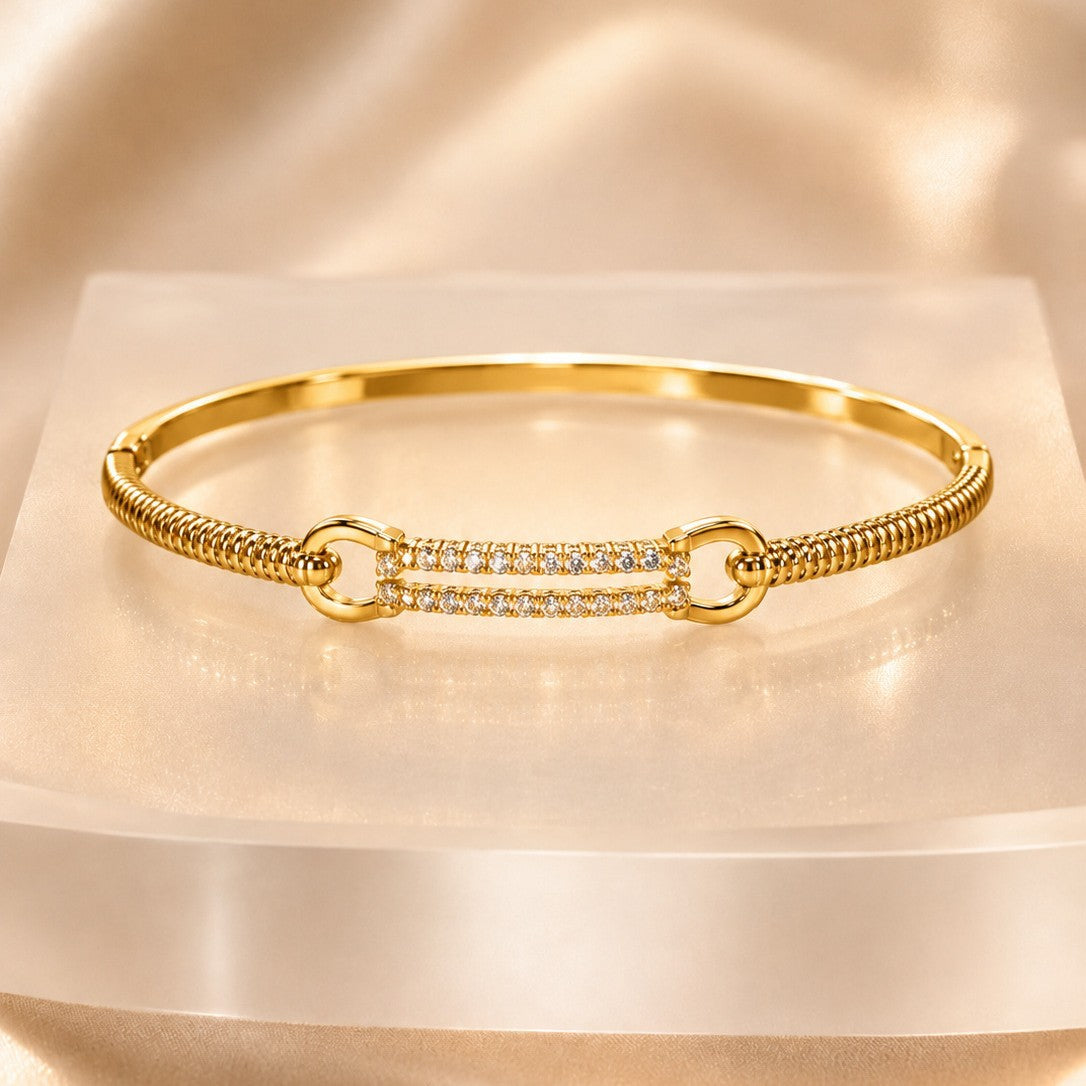 Geometric Twist Copper Bangle With Zircon Inlay In Simple Style For Women