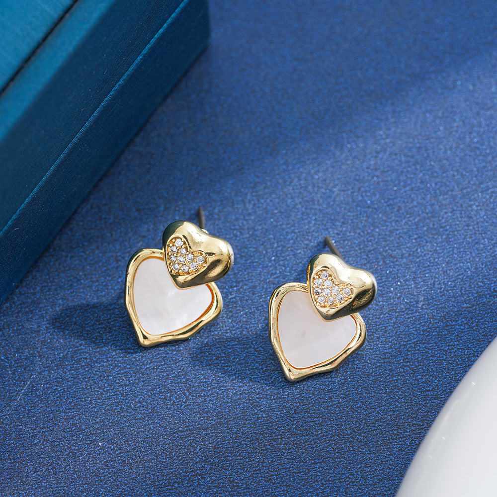 Sweet Heart Shape Necklace For Women In Gold With Waterproof Non Tarnish Titanium Steel And Zircon Inlay, Featuring Cable Chain