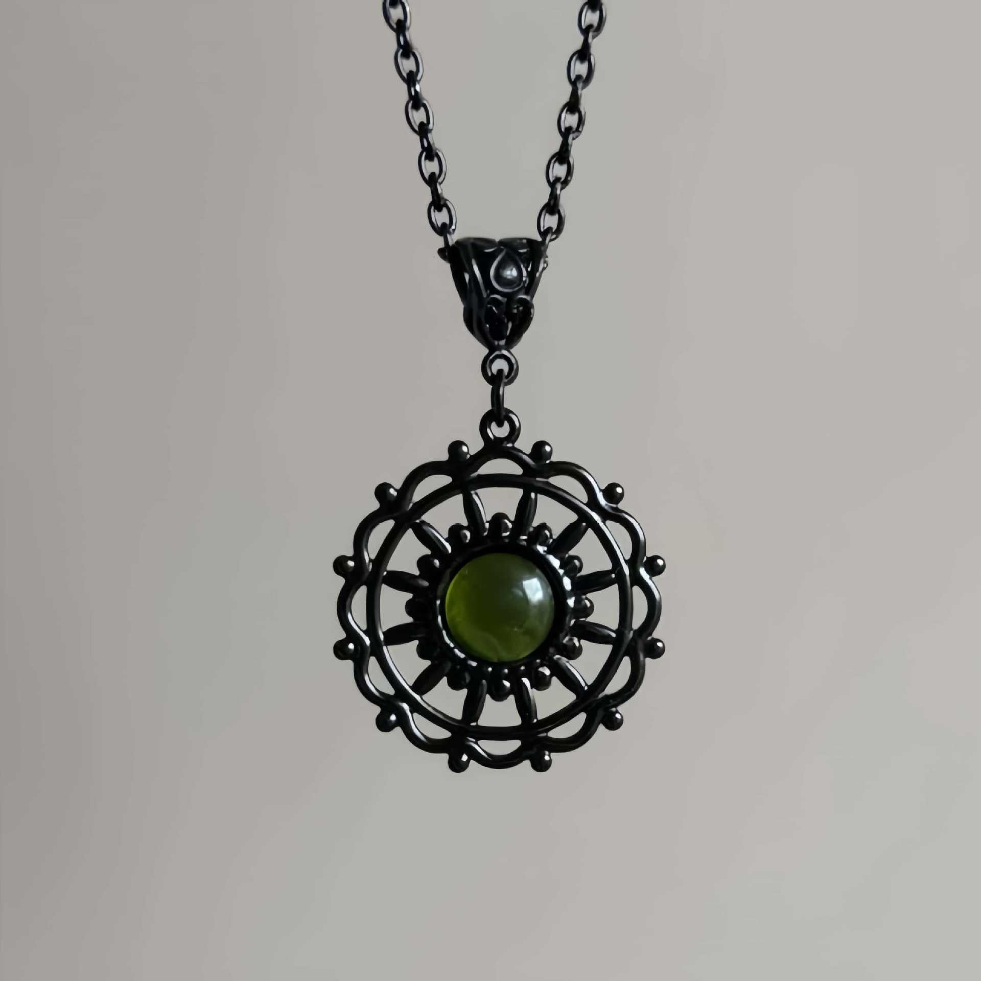 Gothic Green Stone Necklace For Women Featuring Copper Pendant Material