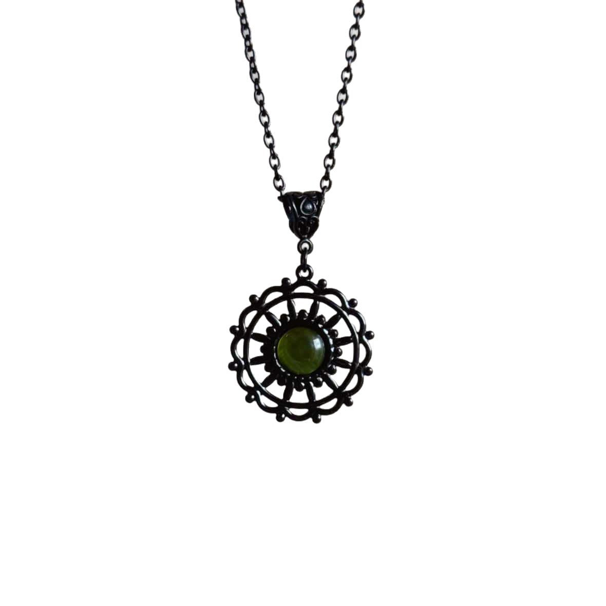 Gothic Green Stone Necklace For Women Featuring Copper Pendant Material