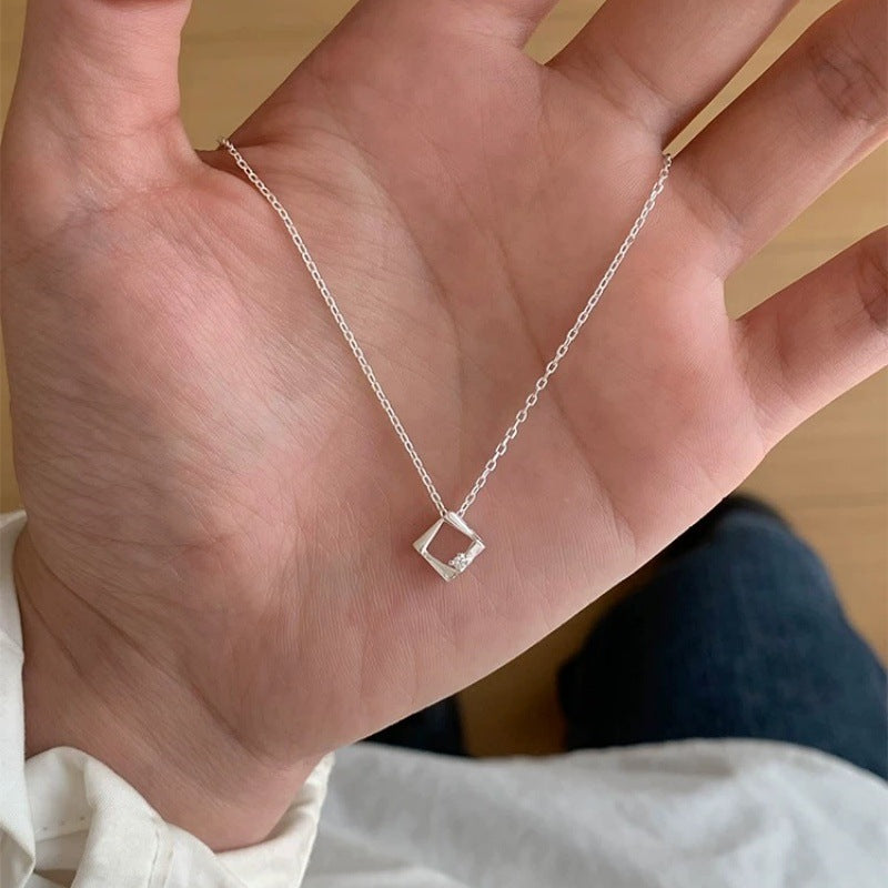 New Style Irregular Silver Necklace For Women With 925 Sterling Silver Pendant And Cable Chain