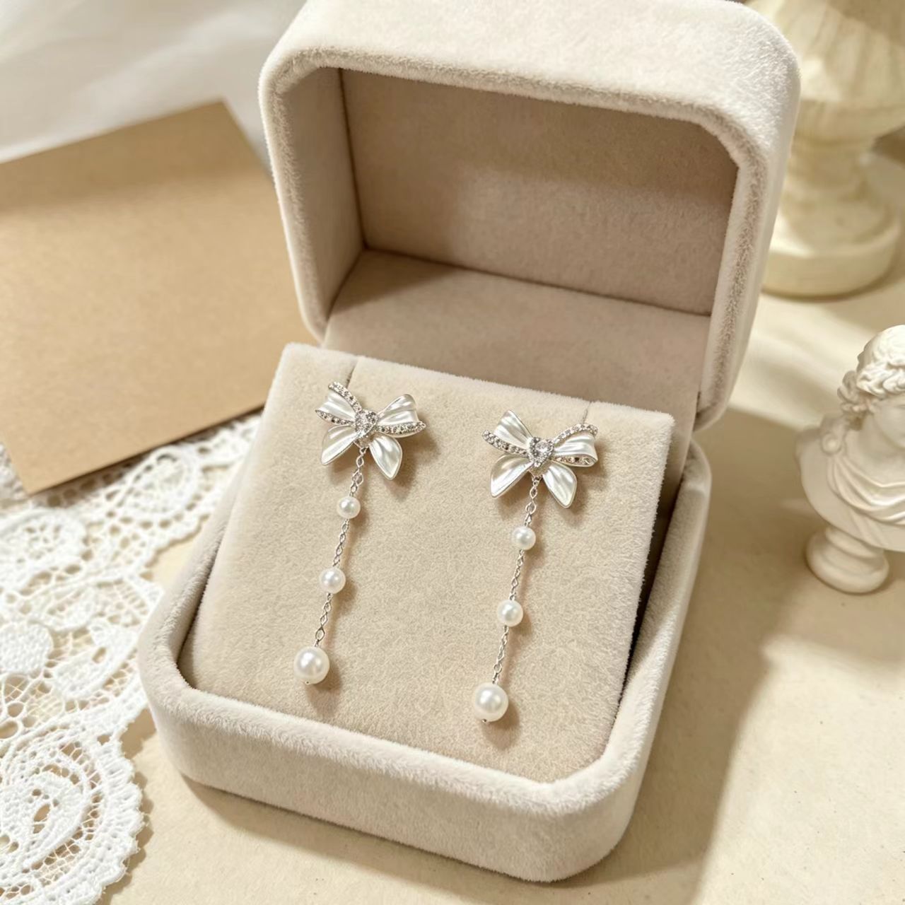 Sweet Style Bow Tie Drop Earrings For Women With Tassel Craft, Electroplated Copper And Artificial Pearl Inlay