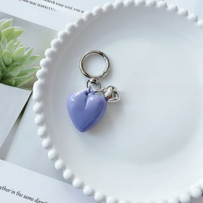 Heart Shape Key Chains In Multicolor Featuring Durable Resin Material